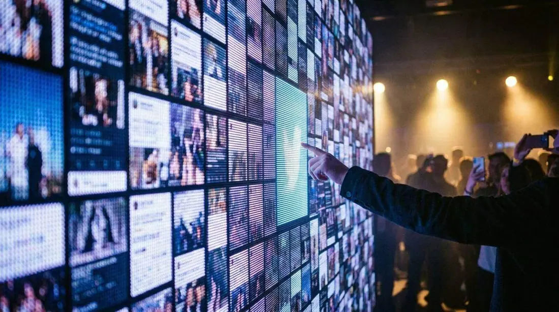 Mosaic, Live Social Media Wall